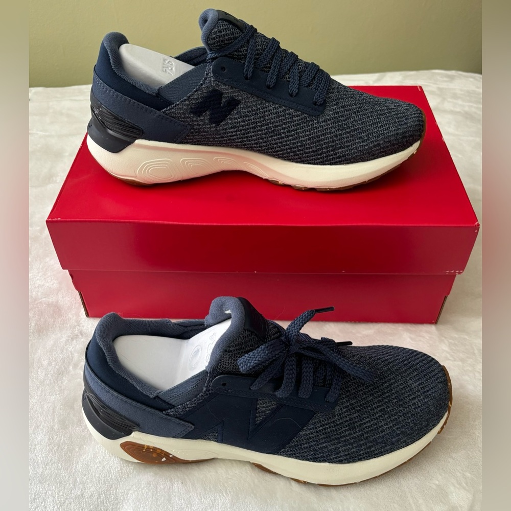 New Balance shoes, Fresh Foam X1440. Size 9